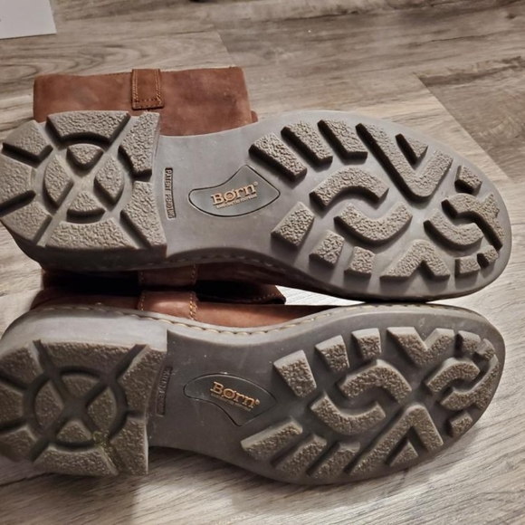 Born brown leather boots - Picture 3 of 3